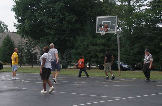 254603_260872293925905_5863787_n